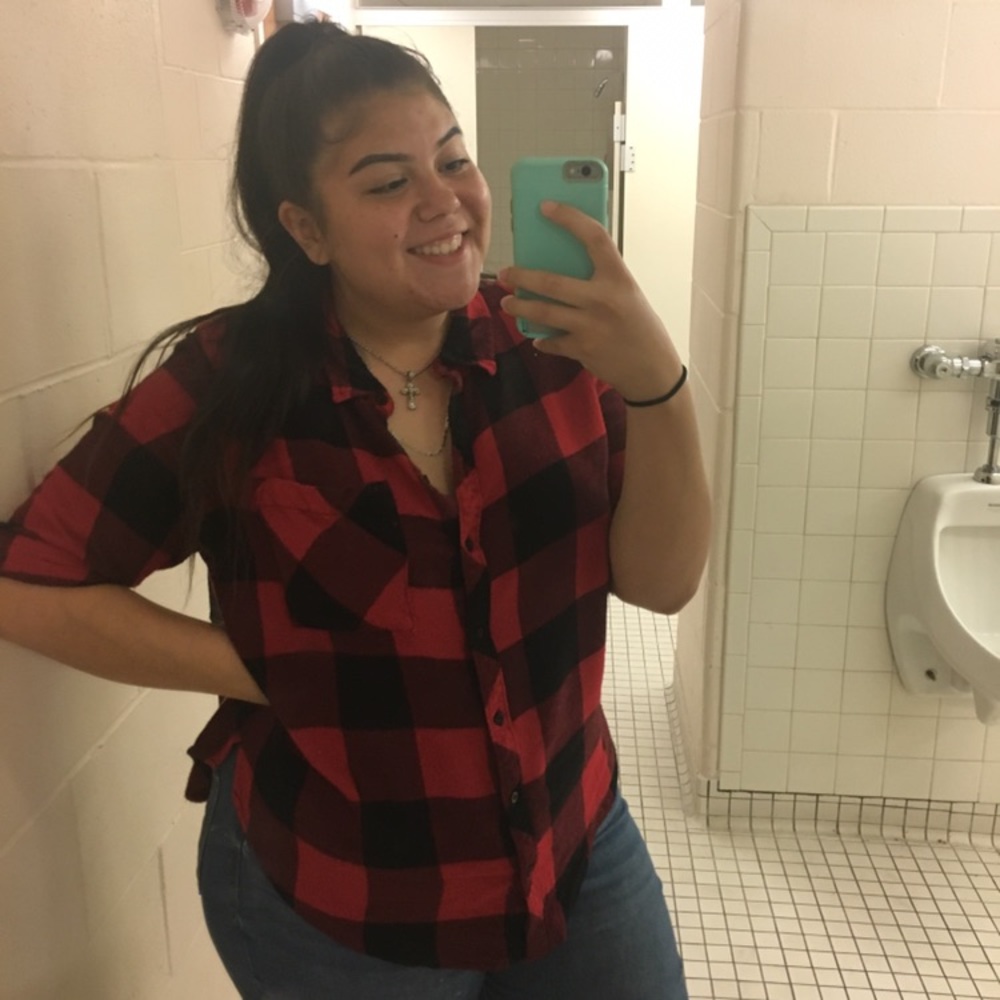 Meet your Posher, Andrea